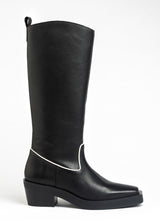 Lade das Bild in den Galerie-Viewer, Wilbeth Western Boot