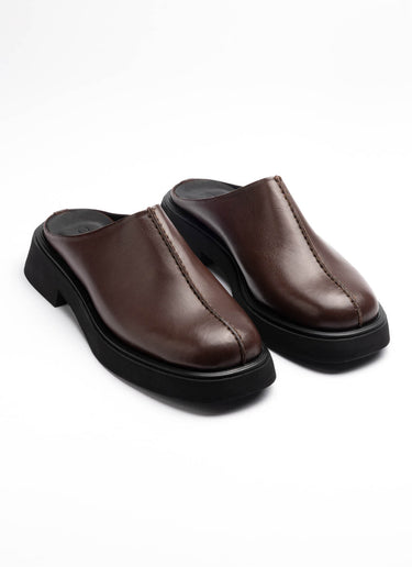 Sammy Seam Clog