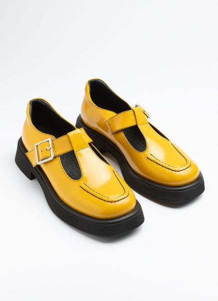 Chunky Mary Jane Lacklederschuh in knalligem senfgelb